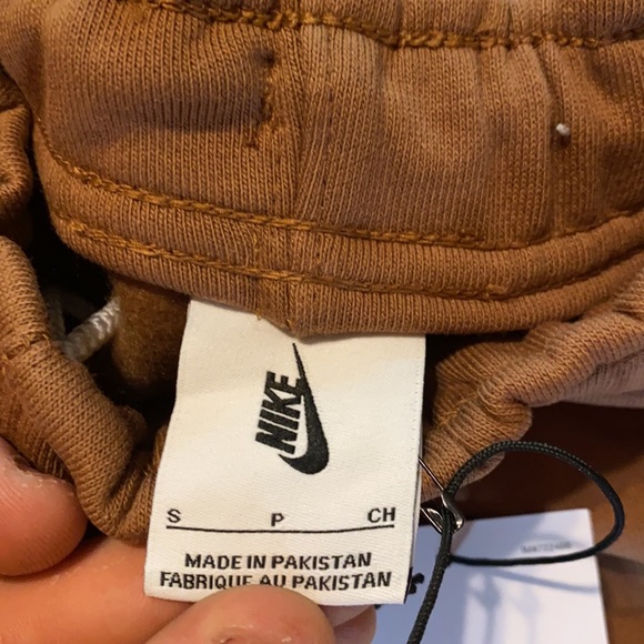 Nike lab solo swoosh shorts - Picture 4 of 7